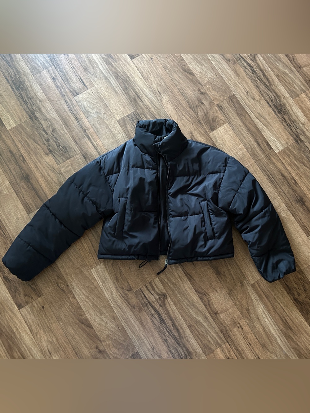 H&M Black Cropped Puffer Jacket